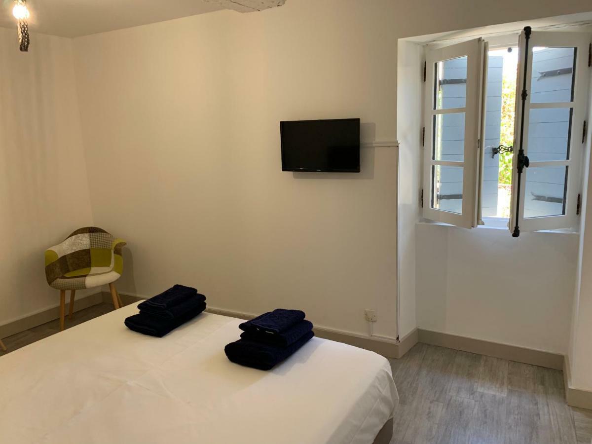 Les Lauriers Apartment L'Isle-sur-la-Sorgue Bagian luar foto