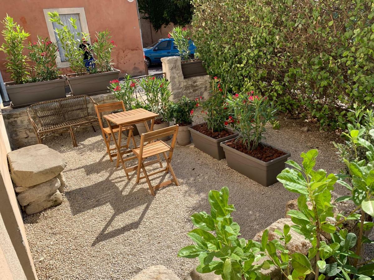 Les Lauriers Apartment L'Isle-sur-la-Sorgue Bagian luar foto